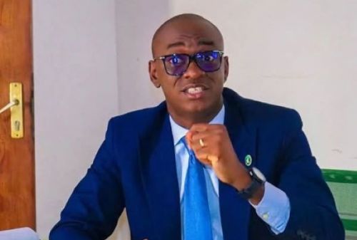 Cabral Libii, '' quand on prétend vouloir le changement, on ne peut pas insister pour voter pour les candidats Bello Bouba Maigari et Issa Tchiroma Bakary.