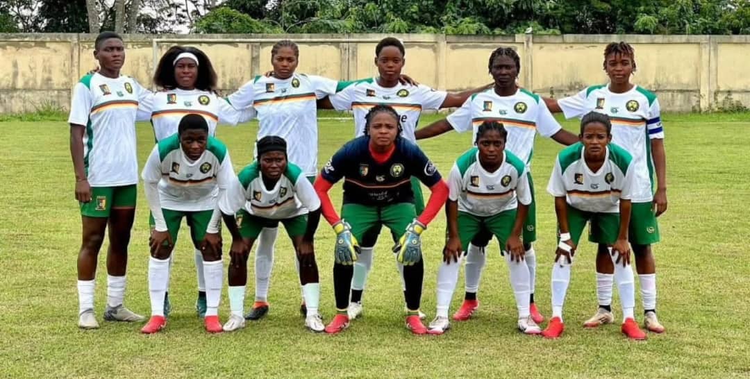 Sport. Football. Coupe du monde féminin U17. Les lionnes tombent d'entrée.